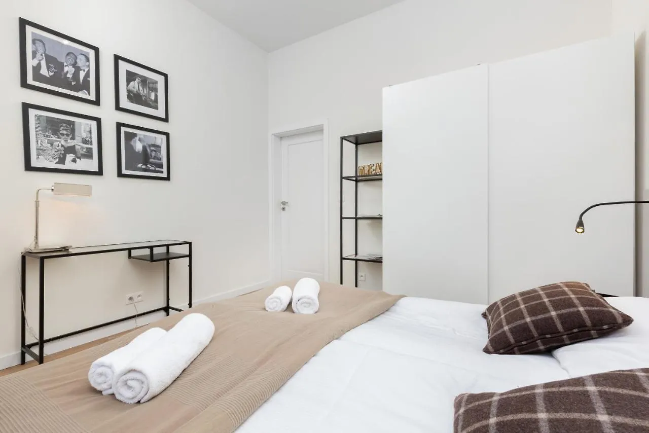 Apartments Warsaw Gagarina By Noclegi Renters Польша
